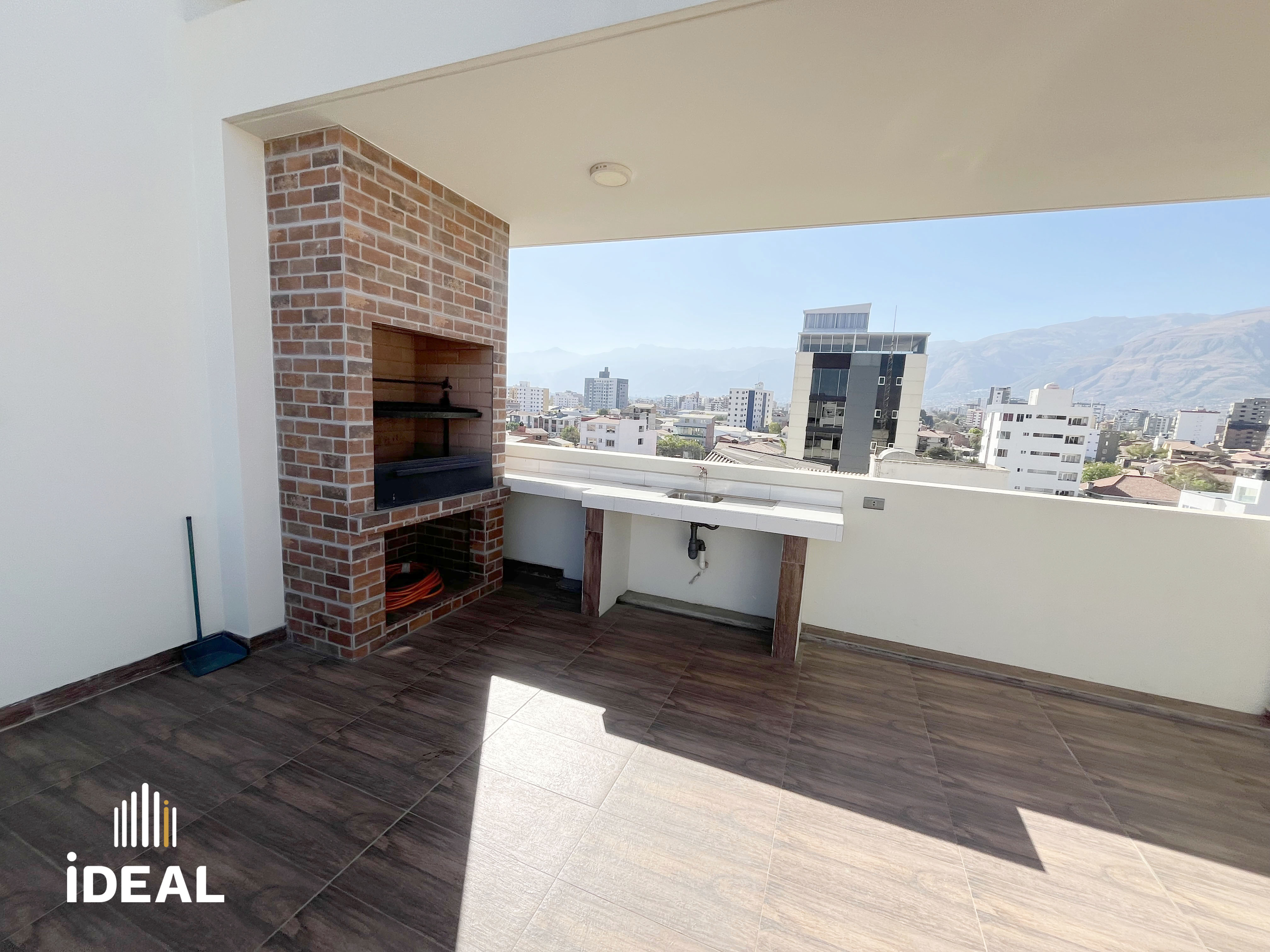 Departamento en Venta de 2 Hab, en la zona del hipódromo